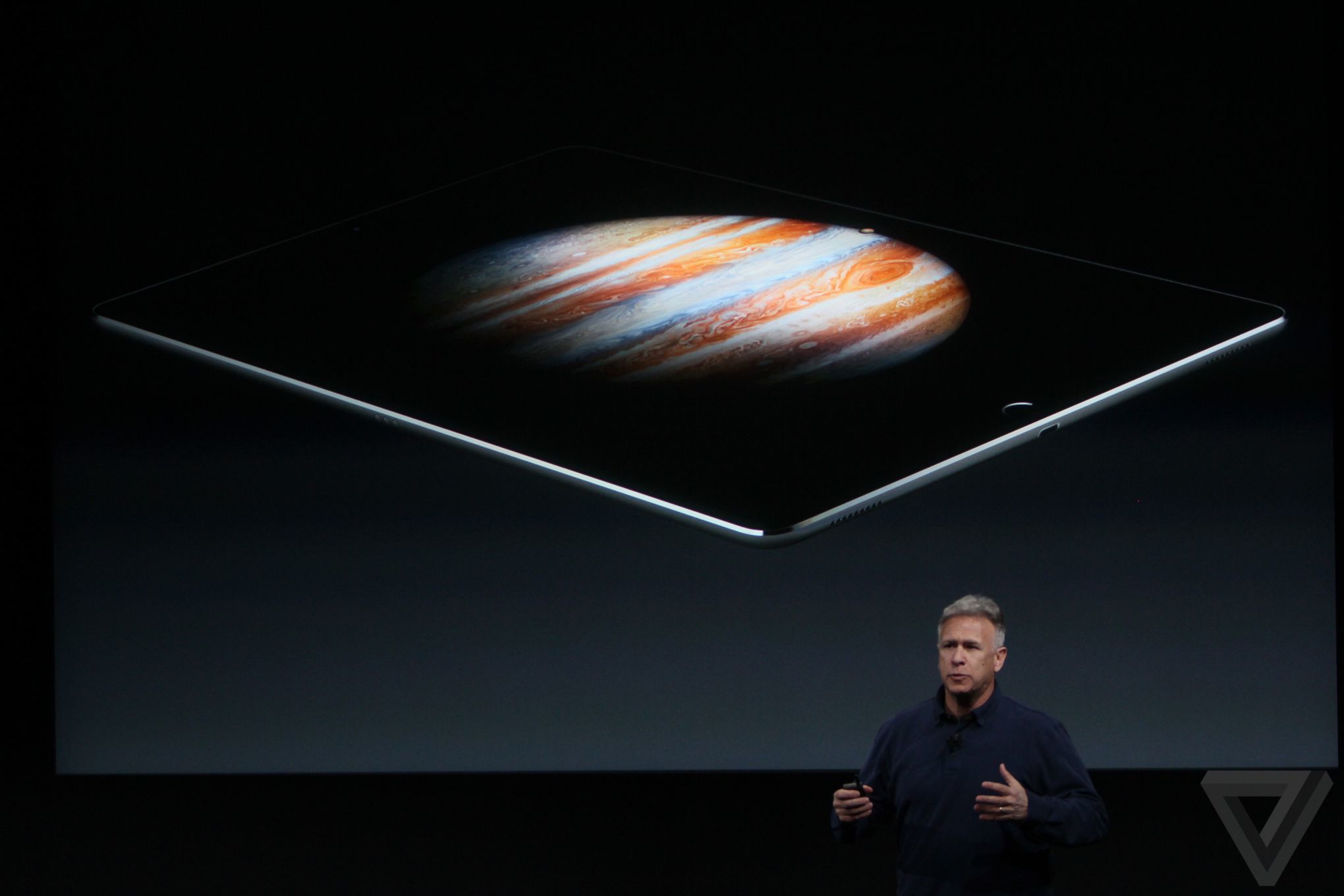 apple-iphone-se-ipad-pro-event-verge-396