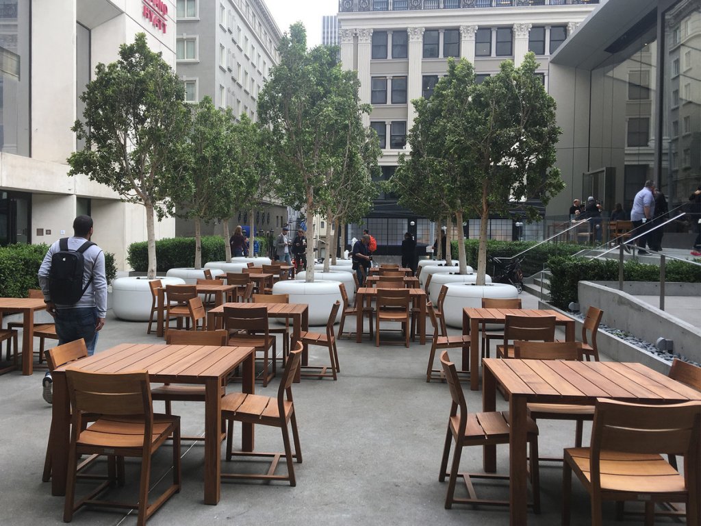 Apple Union Square -The Plaza -imore.com
