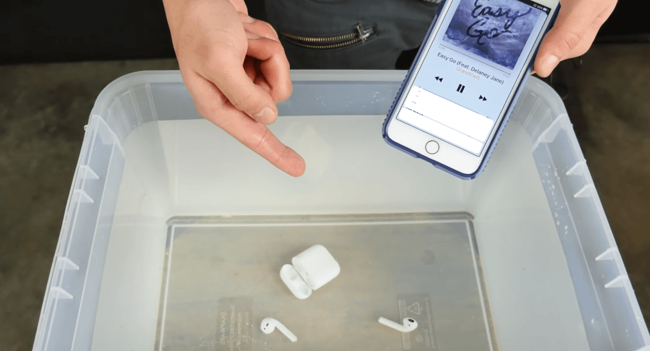 AirPods-Drop-Test-6-2