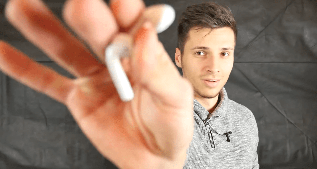 AirPods-Drop-Test-6-4