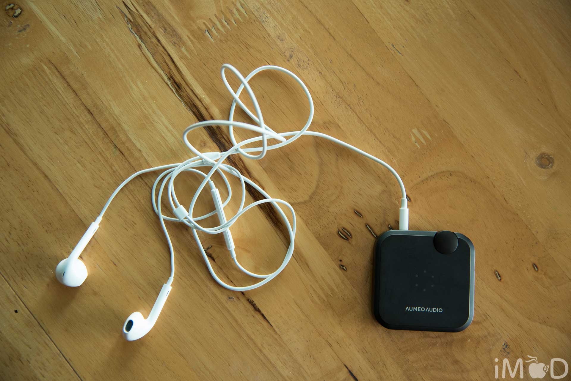 aumeo-review-1