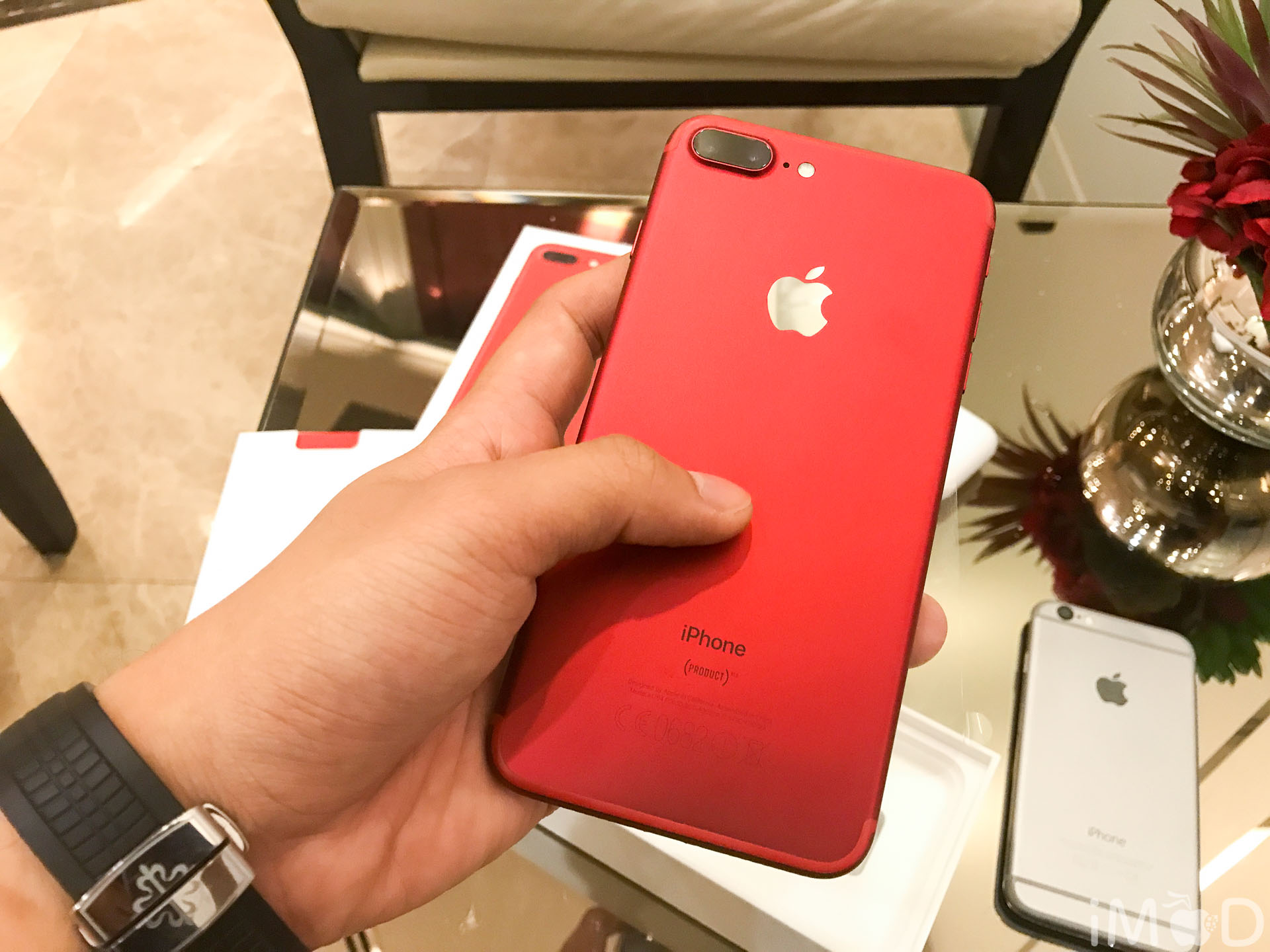 iphone-7-red-6