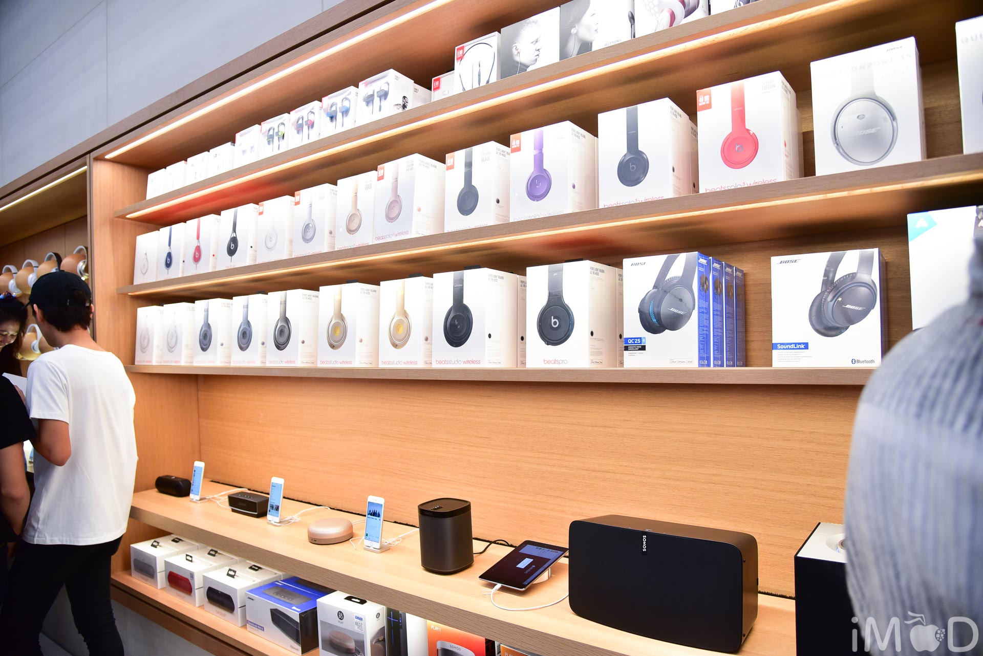 apple-orchard-road-singapore-1726