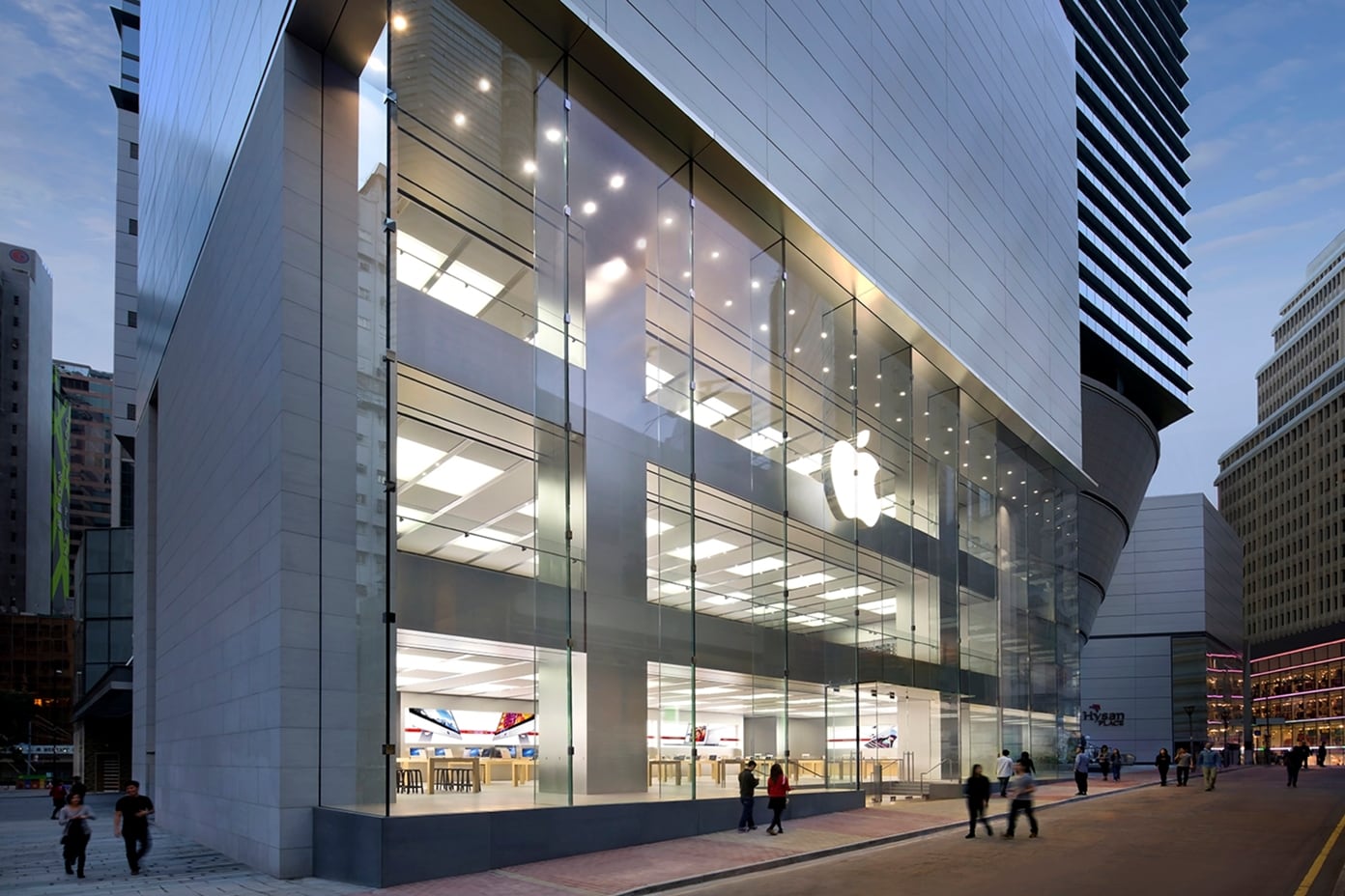 Apple Causeway Bay Hong Kong