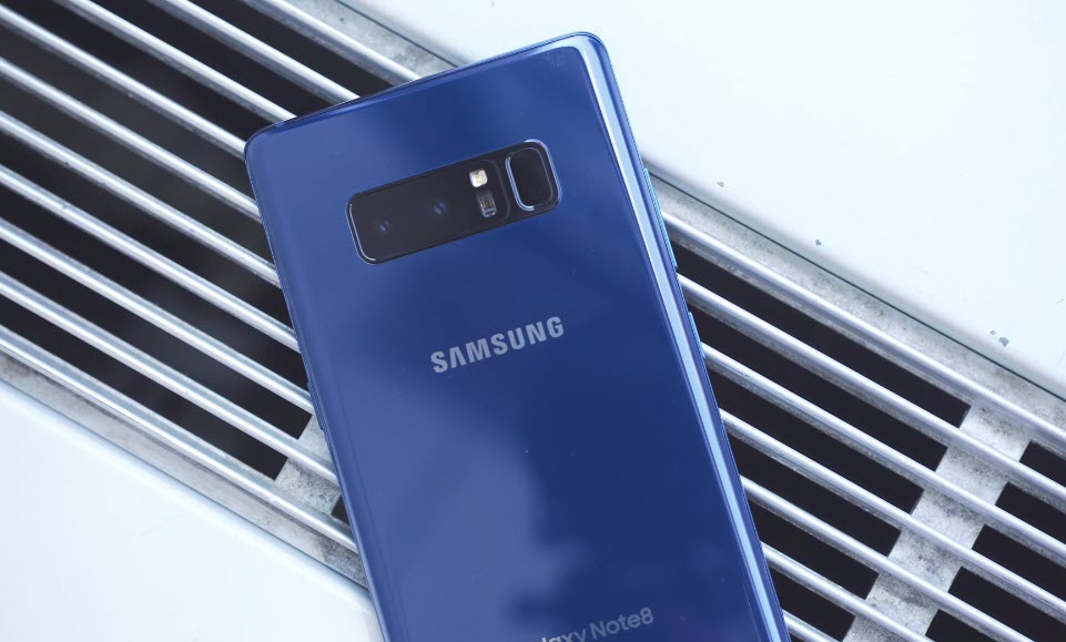 Note8 Iphone8 Design Compare 1 4