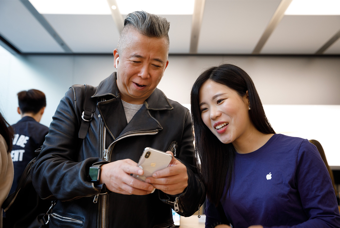Iphone X Launch Day Photo 5