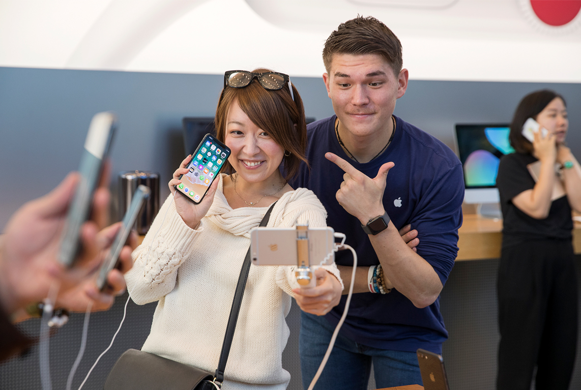 Iphone X Launch Day Photo 9