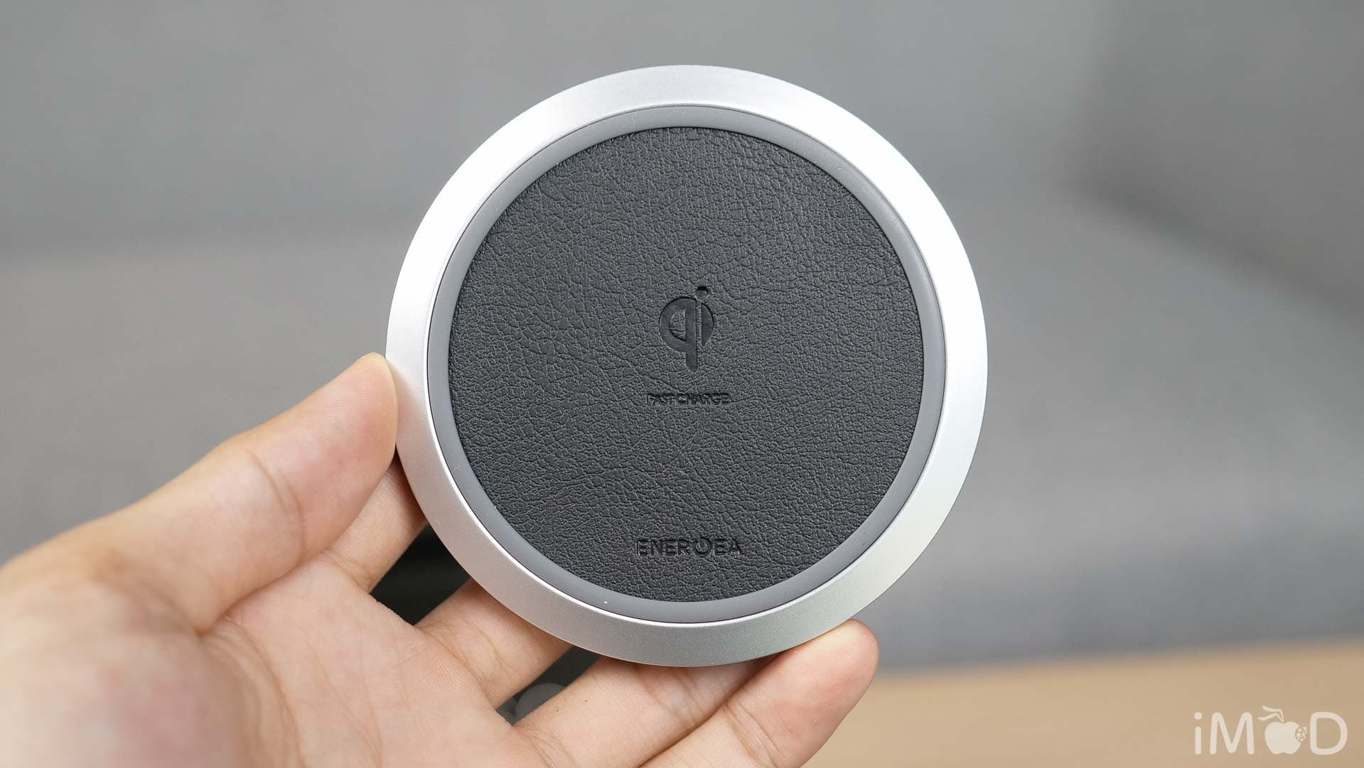 Energea Wireless Charger Review 8343