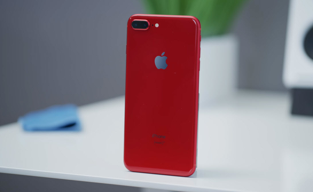 Iphone 8 Plus Red Youtuber 017