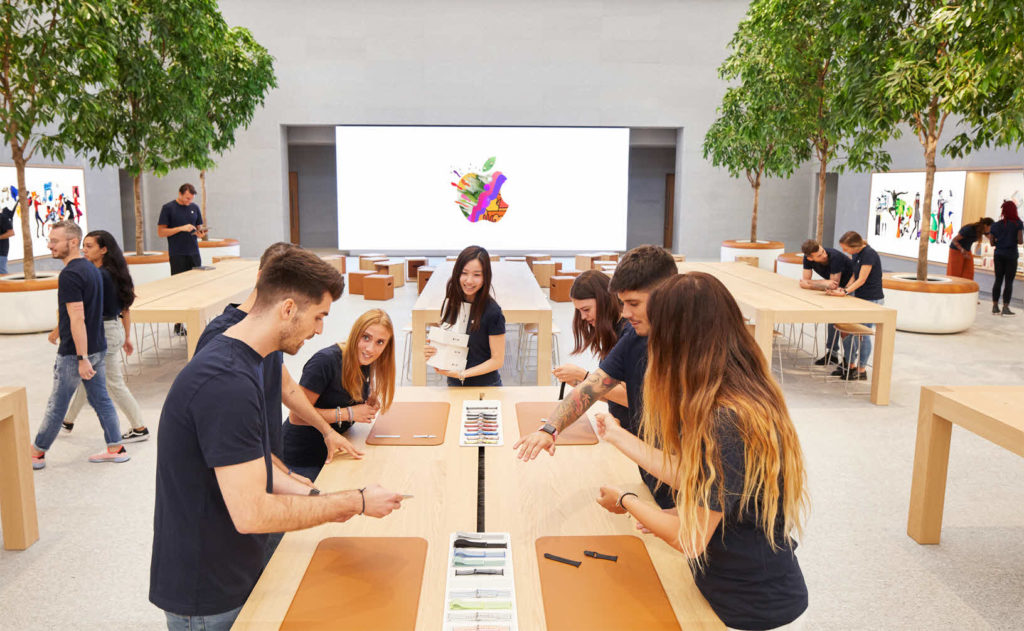 Apple Piazza Liberty Employee Preview 07242018