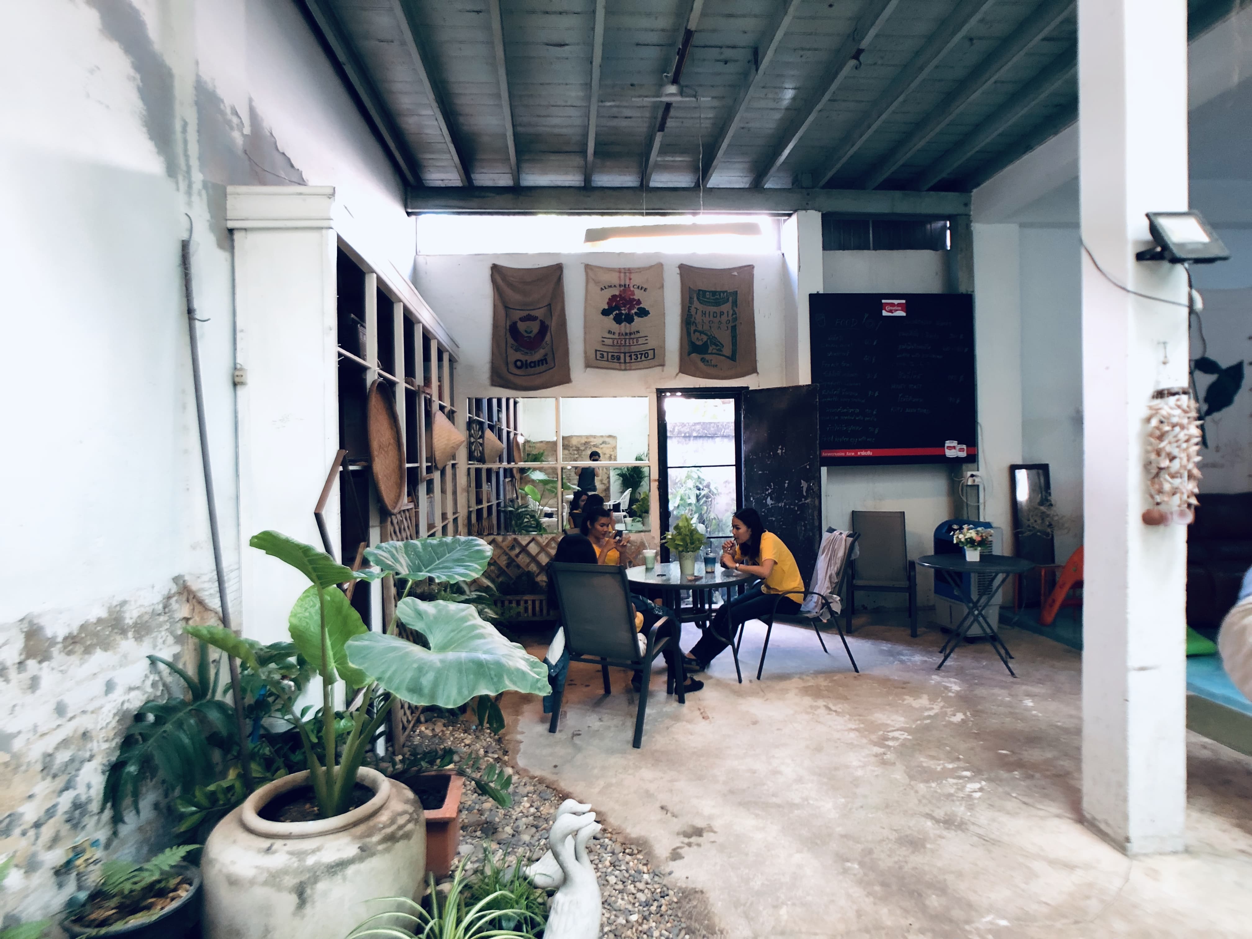 Iphone X With 0.6xhd Wide Angle