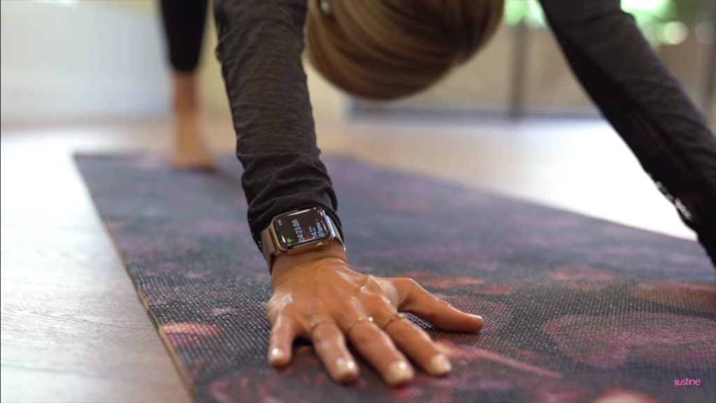 Apple Watch Series 4 Unboxing Youtuber 12