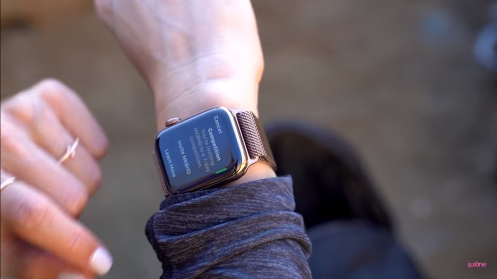 Apple Watch Series 4 Unboxing Youtuber 17