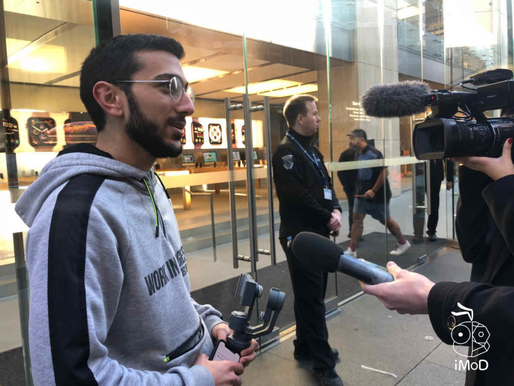 Iphone Xs Iphone Xs Max Apple Watch Series 4 First Launch Day 009