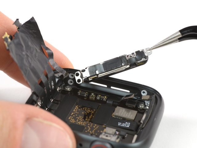 Teardown Apple Watch Series 4 3