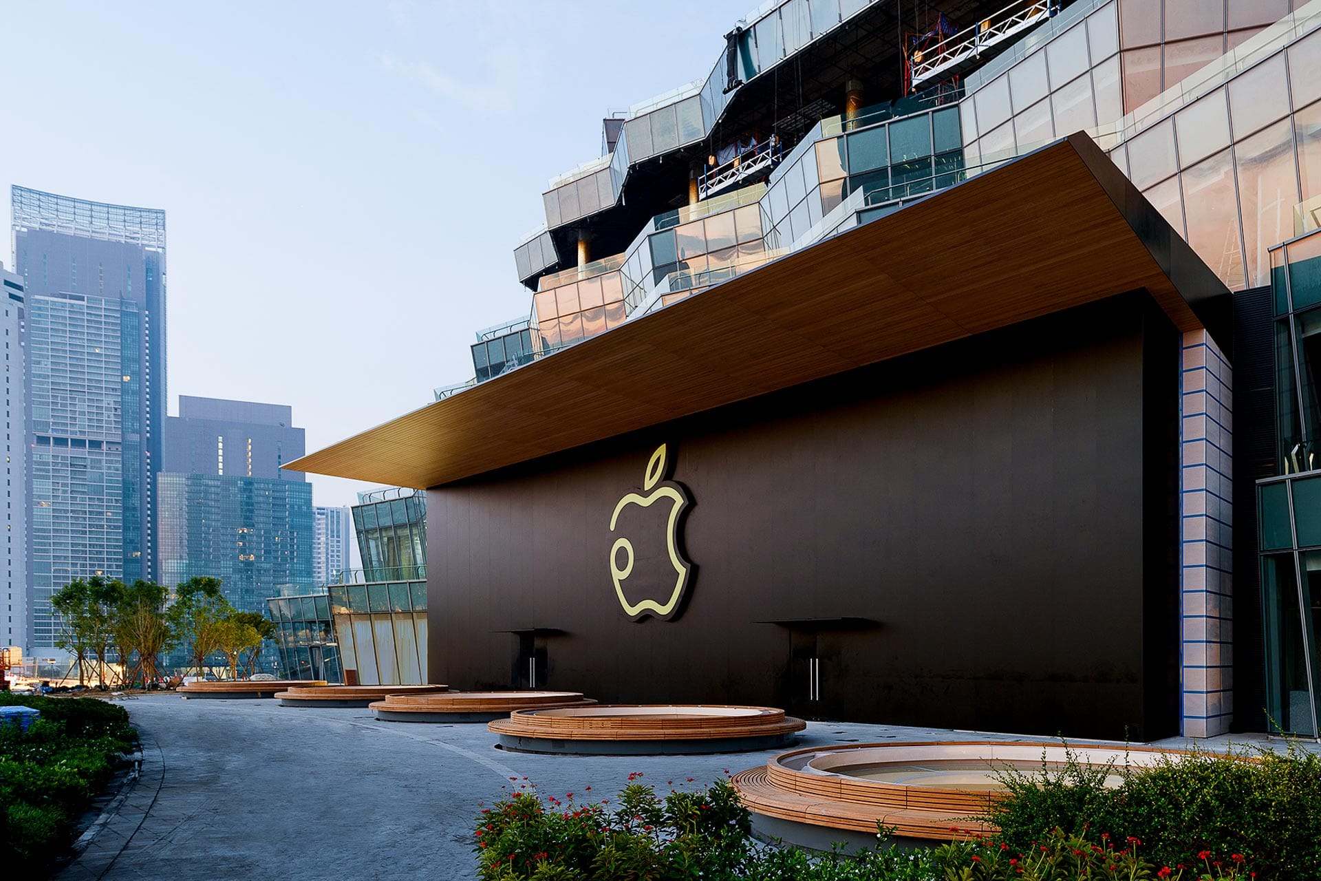  Apple Iconsiam 10 2561 IMoD