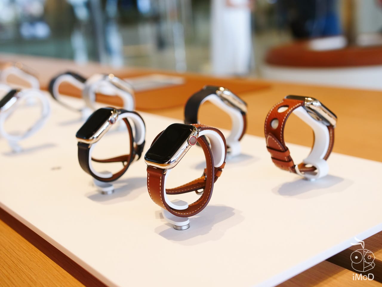 Apple Iconsiam 1200347