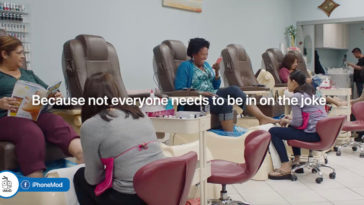 Apple Share 2 Video Promote Iphone Xr Battery And Privacy On Iphone