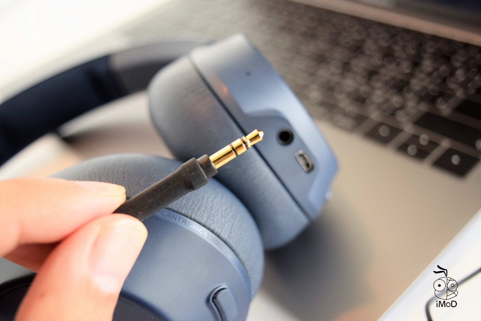 Plantronics Backbeat Go 810 Review 047