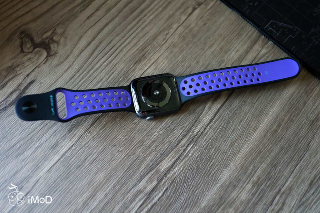 Apple Watch Nike Sport Band Black Hyper Grape Color 15