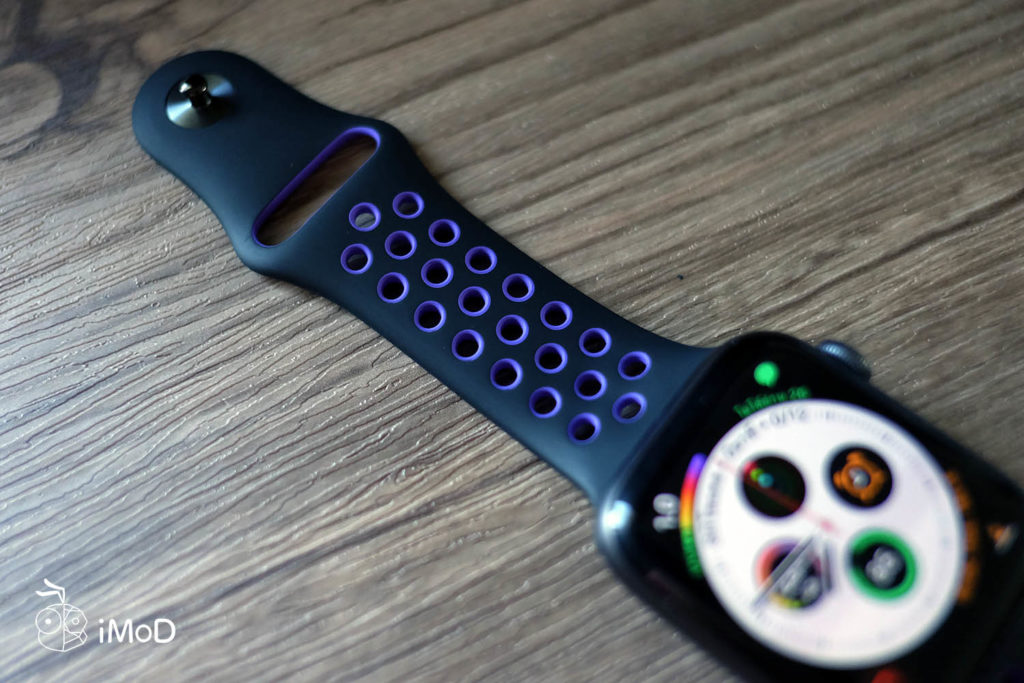 Apple Watch Nike Sport Band Black Hyper Grape Color 16