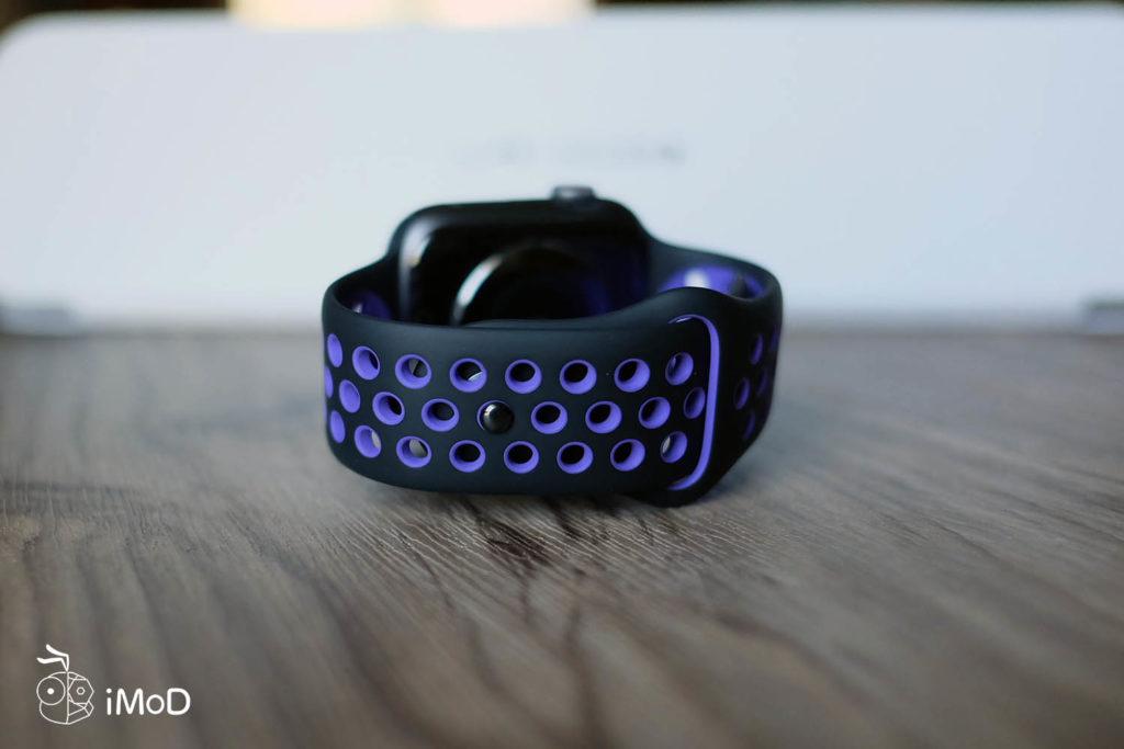 Apple Watch Nike Sport Band Black Hyper Grape Color 8