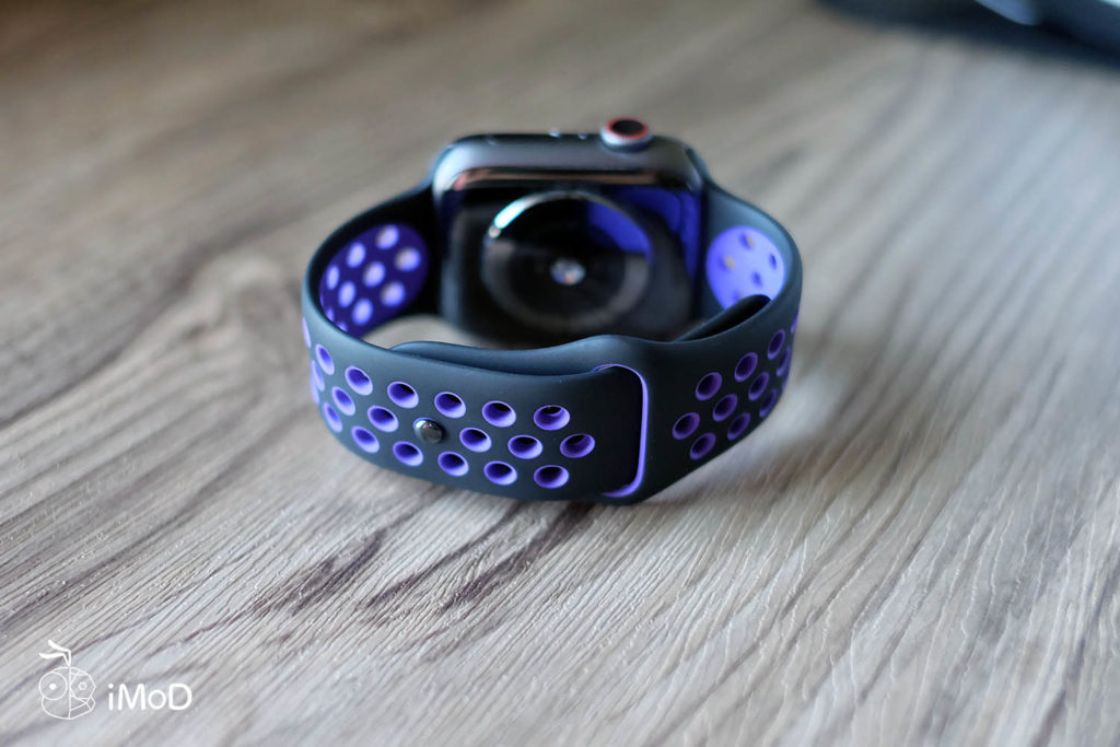 Apple Watch Nike Sport Band Black Hyper Grape Color 9