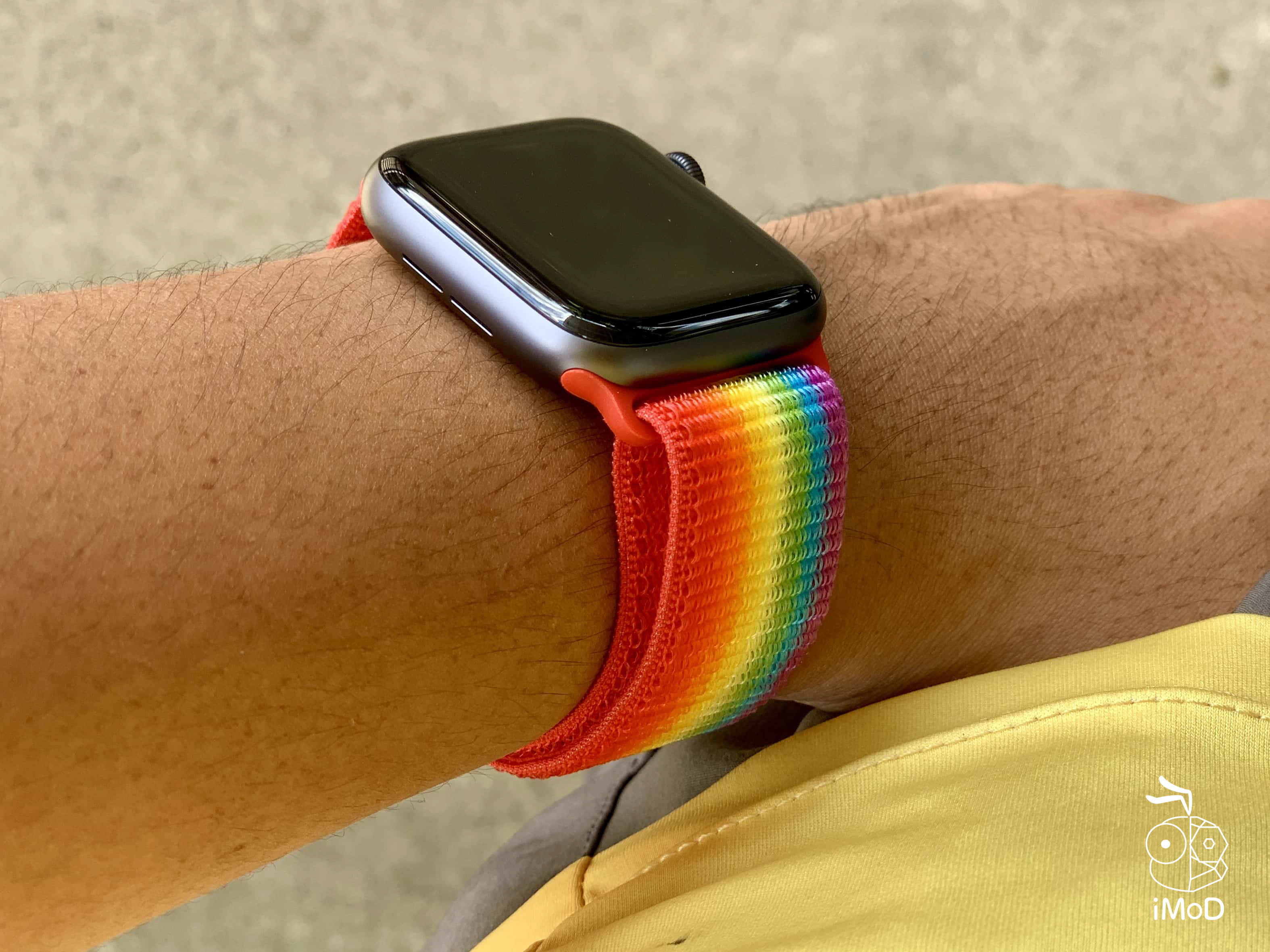 apple watch pride edition