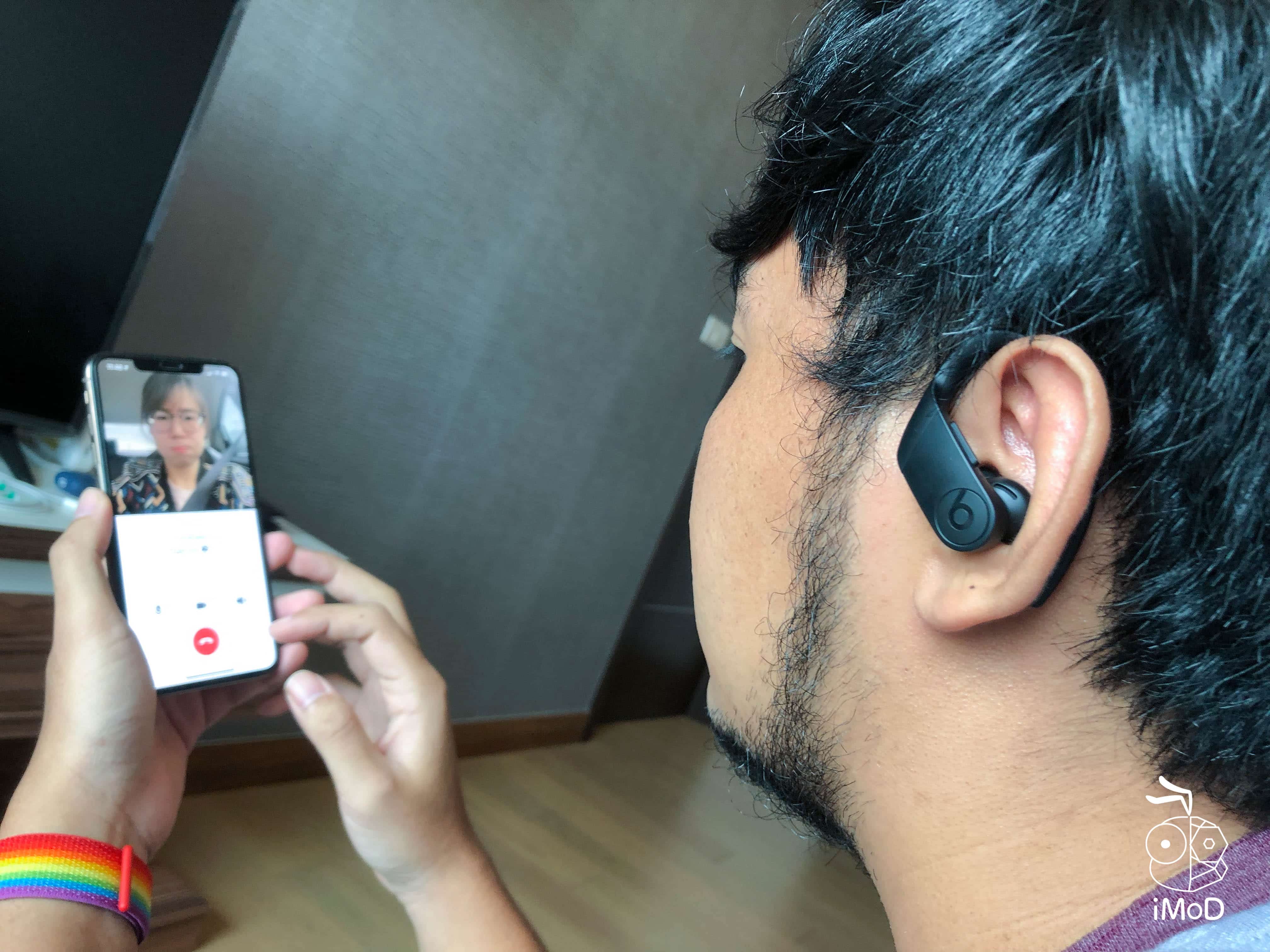 Media Experience With Powerbeats Pro Img 7