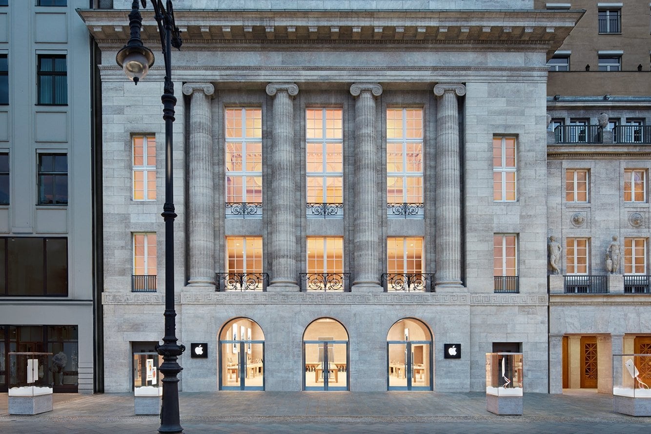 17 Apple Kurfürstendamm Germany