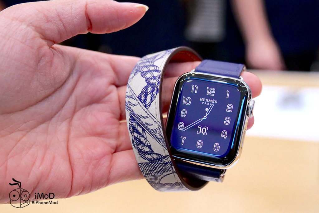 Hemes Space Black And Titanium Apple Watch Series 5 First Time 2