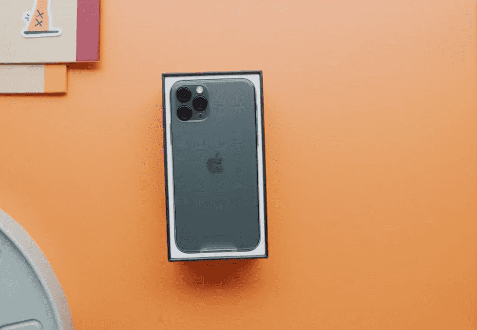 Iphone 11 Iphone 11 Pro Unbox Video Mkbhd Img 2