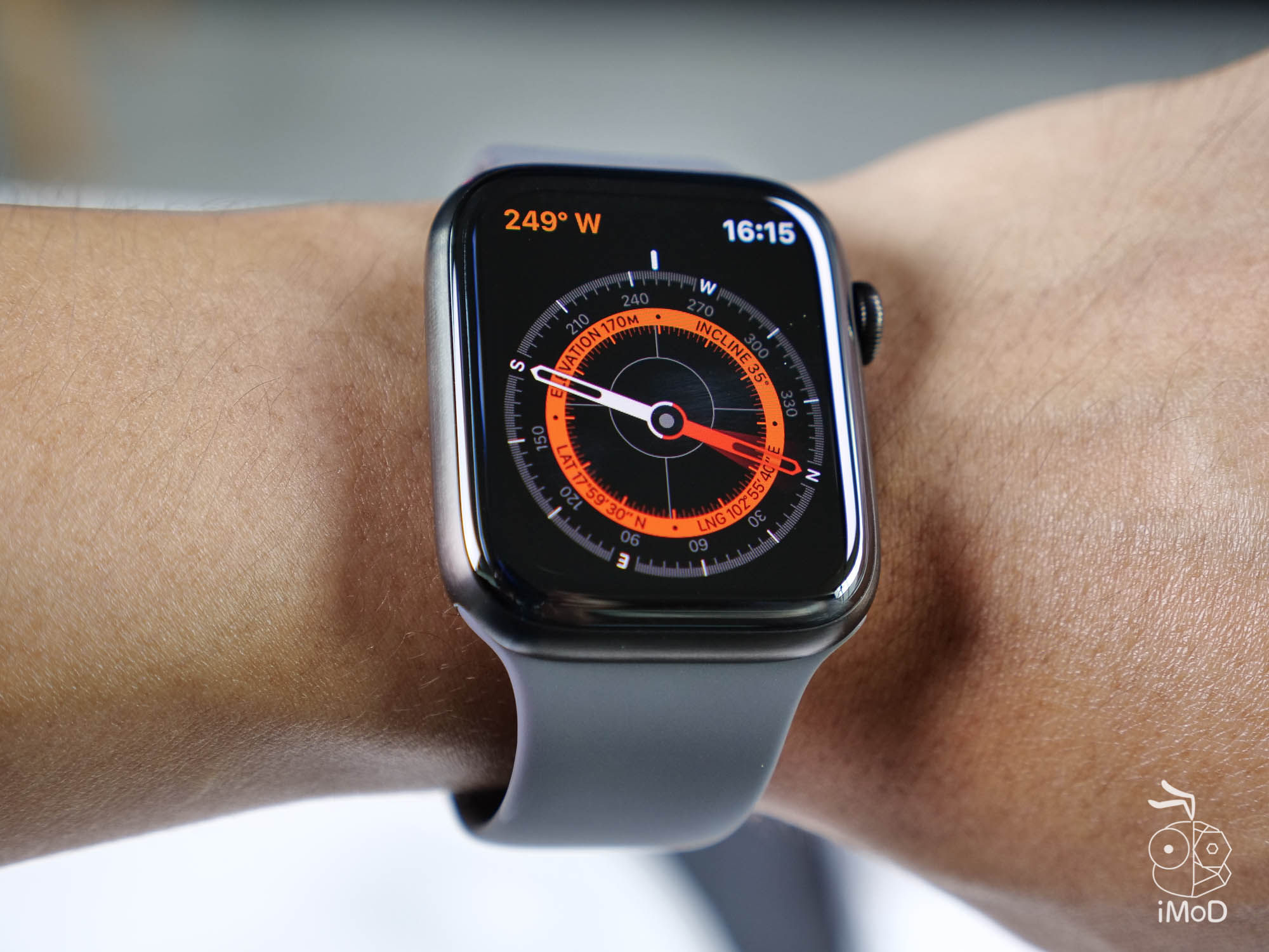apple watch space black titanium
