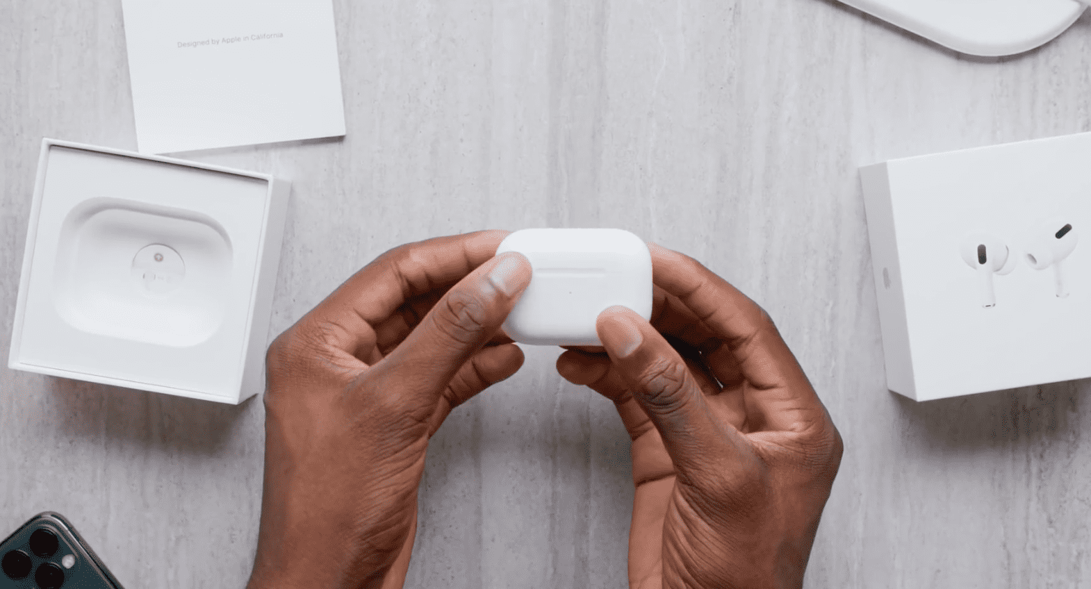 Airpods Pro Unboxing Youtuber Highlight Img 2