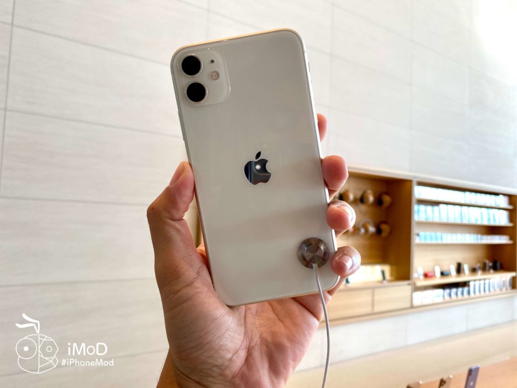Apple Iconsiam Iphone 11 Released First Date Img 16