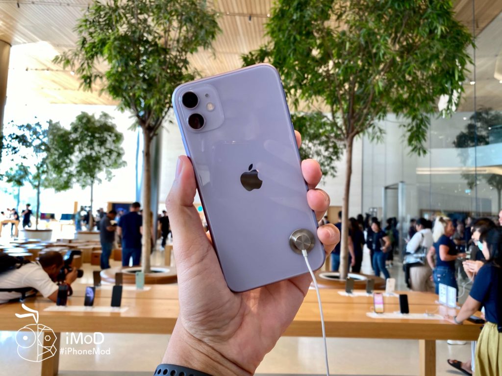 Apple Iconsiam Iphone 11 Released First Date Img 9