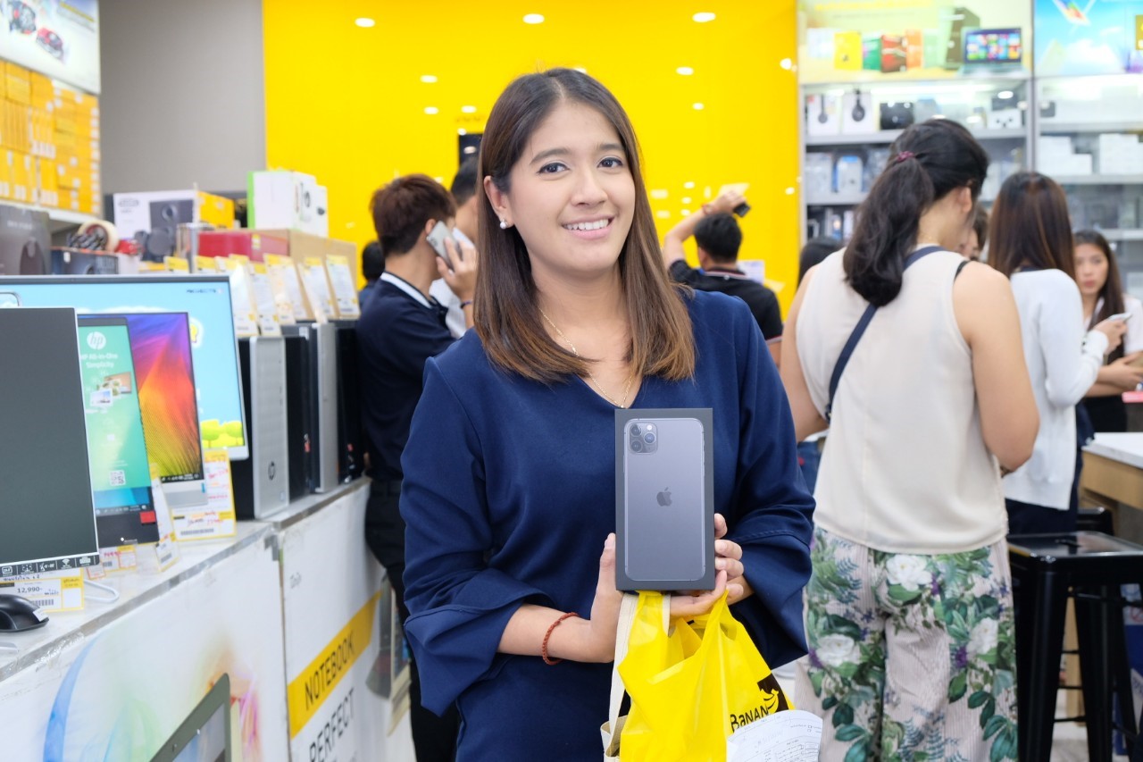 Iphone 11 First Released At Bnn Photo Img 21