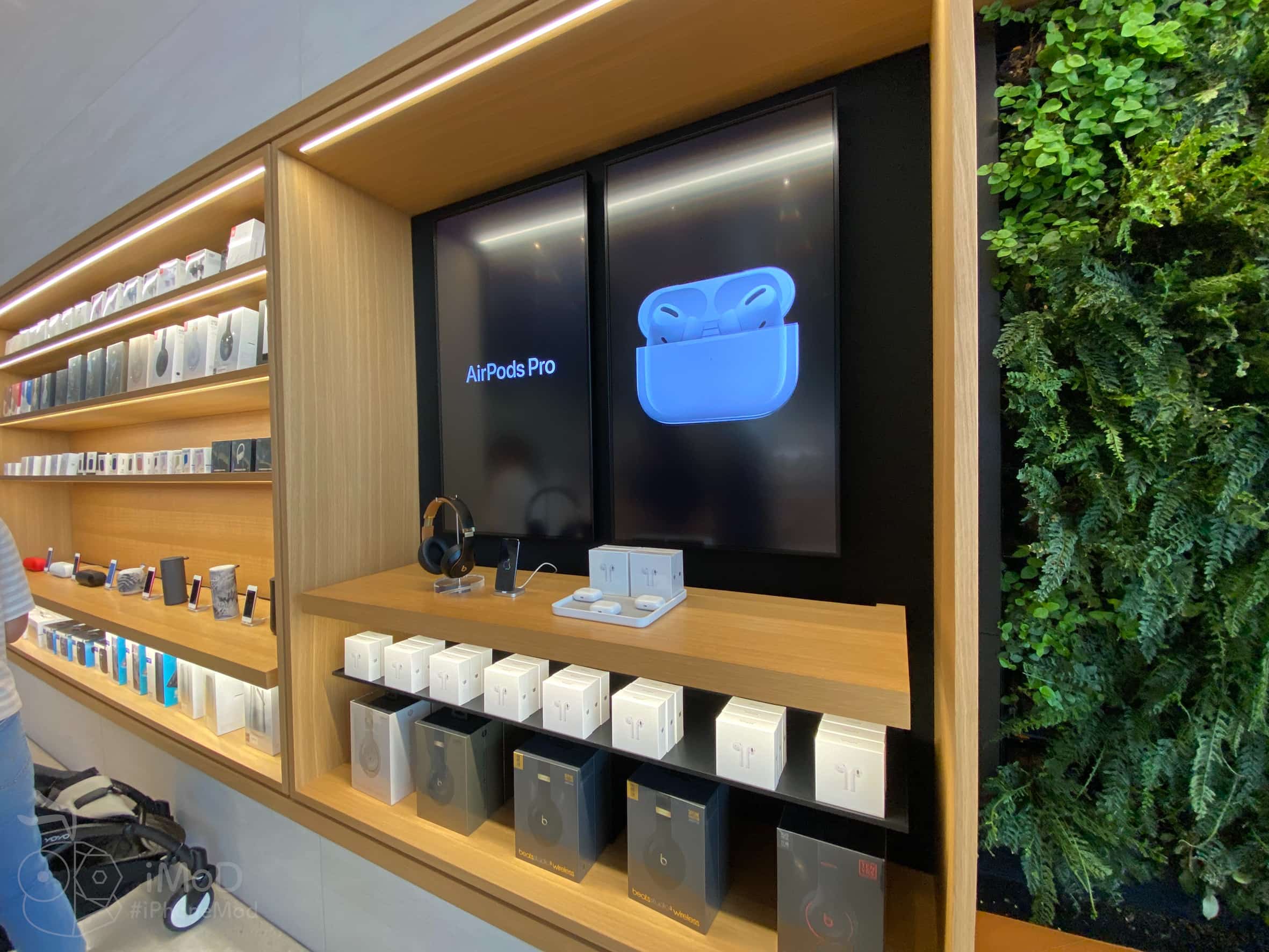Airpods Pro Released At Apple Iconsiam Img 2