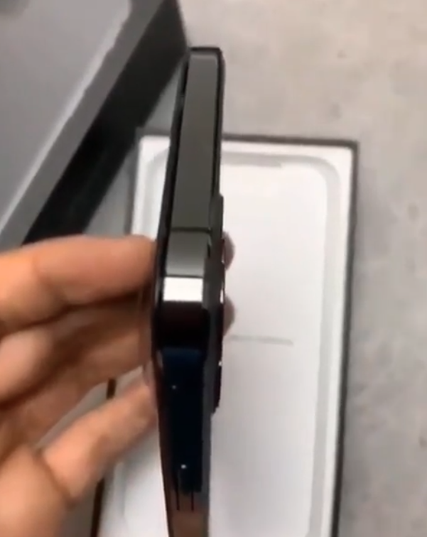 Iphone 12 Mockup Design Ben Geskin Img 2