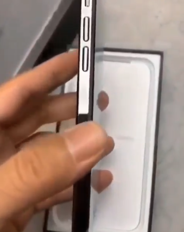 Iphone 12 Mockup Design Ben Geskin Img 4