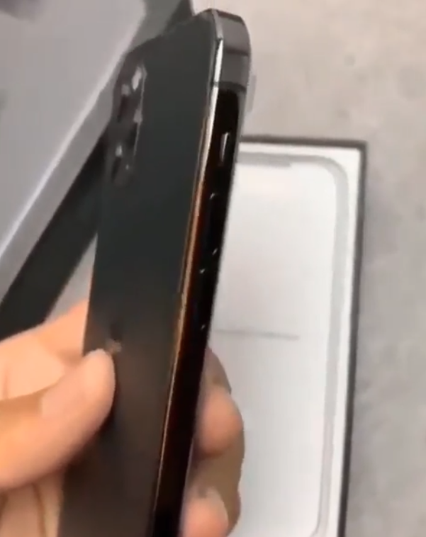 Iphone 12 Mockup Design Ben Geskin Img 5