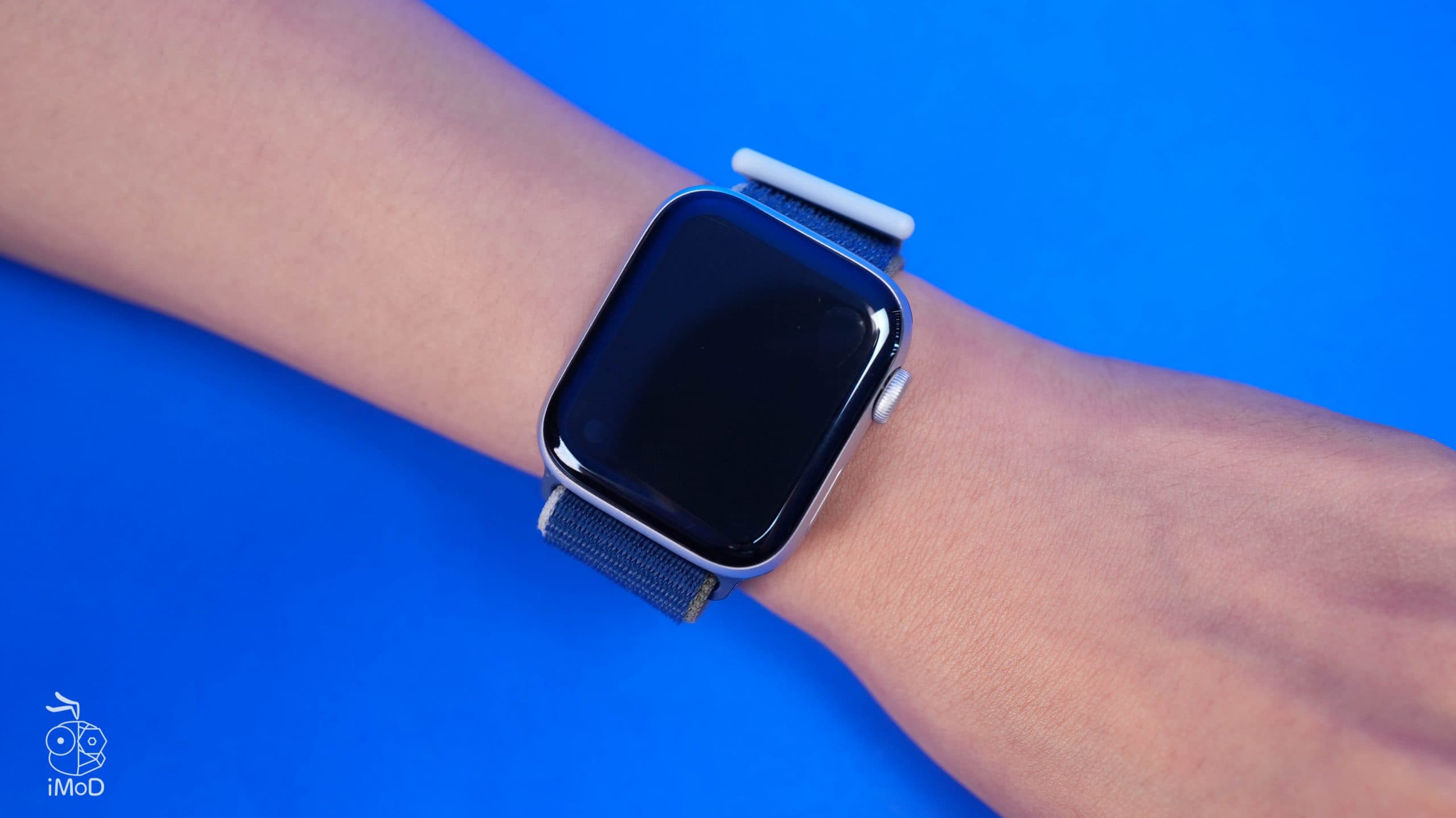 Apple Watch ควรติดฟิล์มกันรอยหน้าจอไหม? ข้อดีข้อเสียคืออะไร? มาศึกษากัน